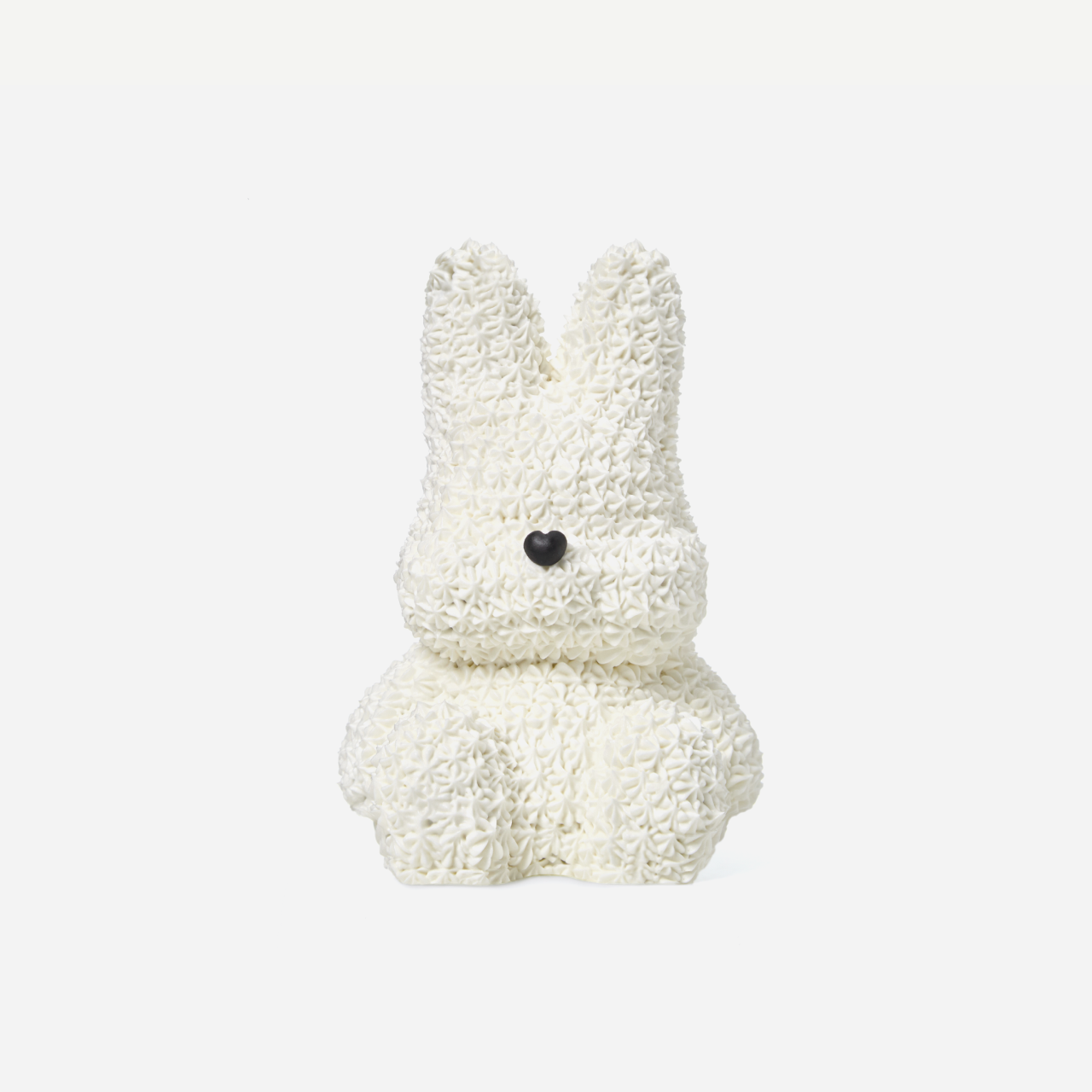 archive-nujeanscakewhite-name