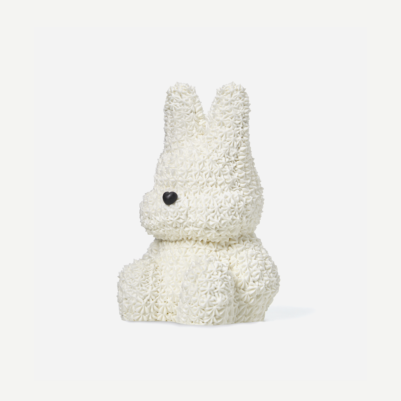 archive-nujeanscakewhite-name