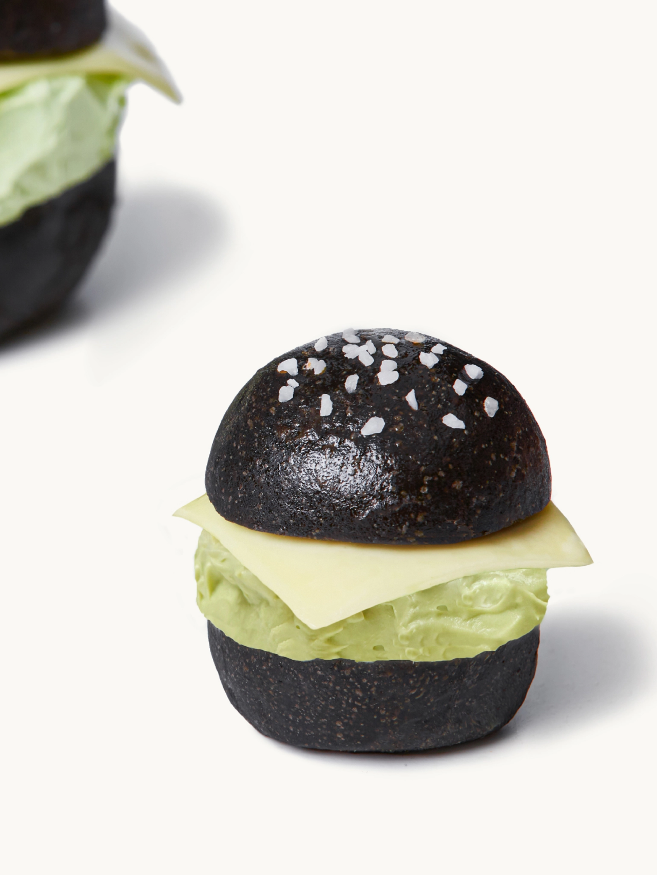 archive-micropeakcreamburgercake-name